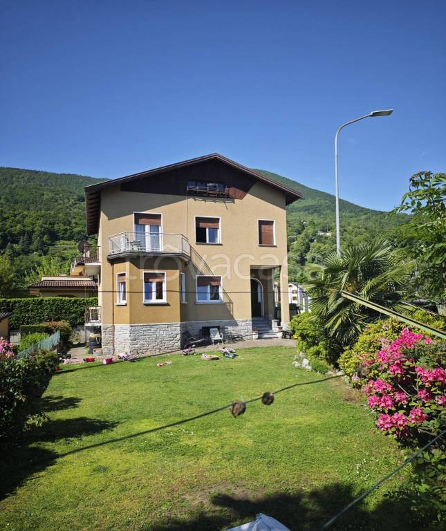 casa indipendente in vendita a Domodossola