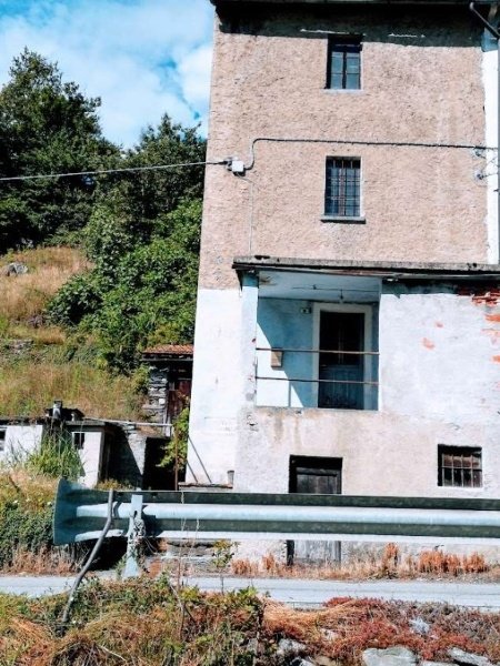 casa indipendente in vendita a Domodossola