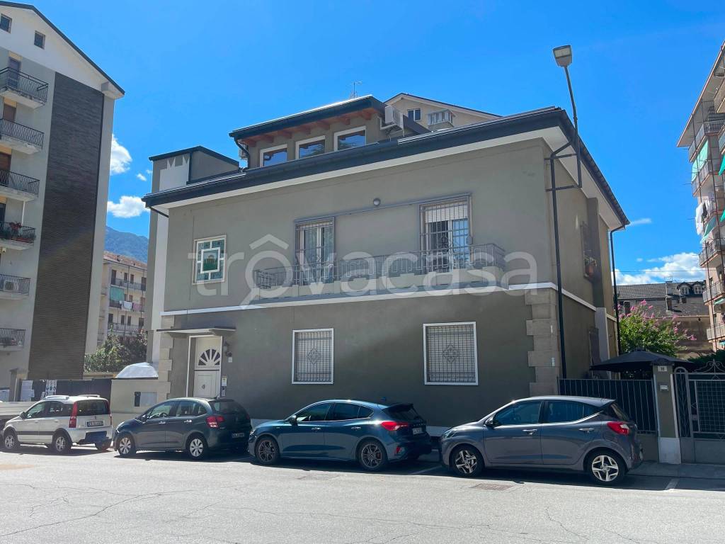 appartamento in vendita a Domodossola in zona Corte