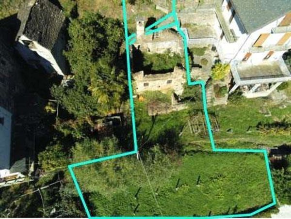 casa indipendente in vendita a Domodossola in zona Corte