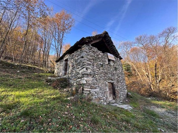 casa indipendente in vendita a Domodossola