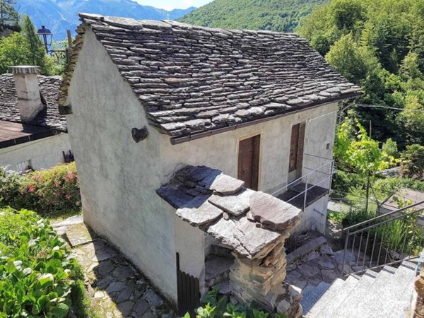 casa indipendente in vendita a Domodossola