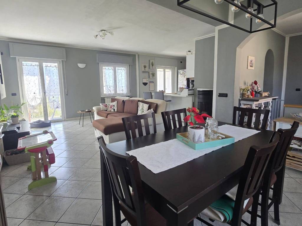 appartamento in vendita a Domodossola in zona Gabi Valle