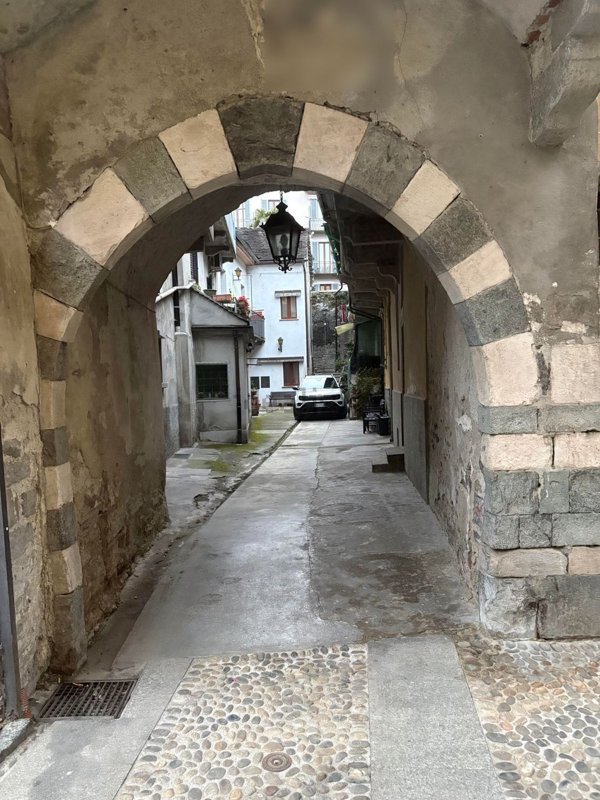 appartamento in vendita a Domodossola in zona Corte