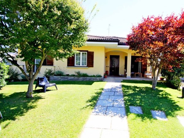 casa indipendente in vendita a Domodossola