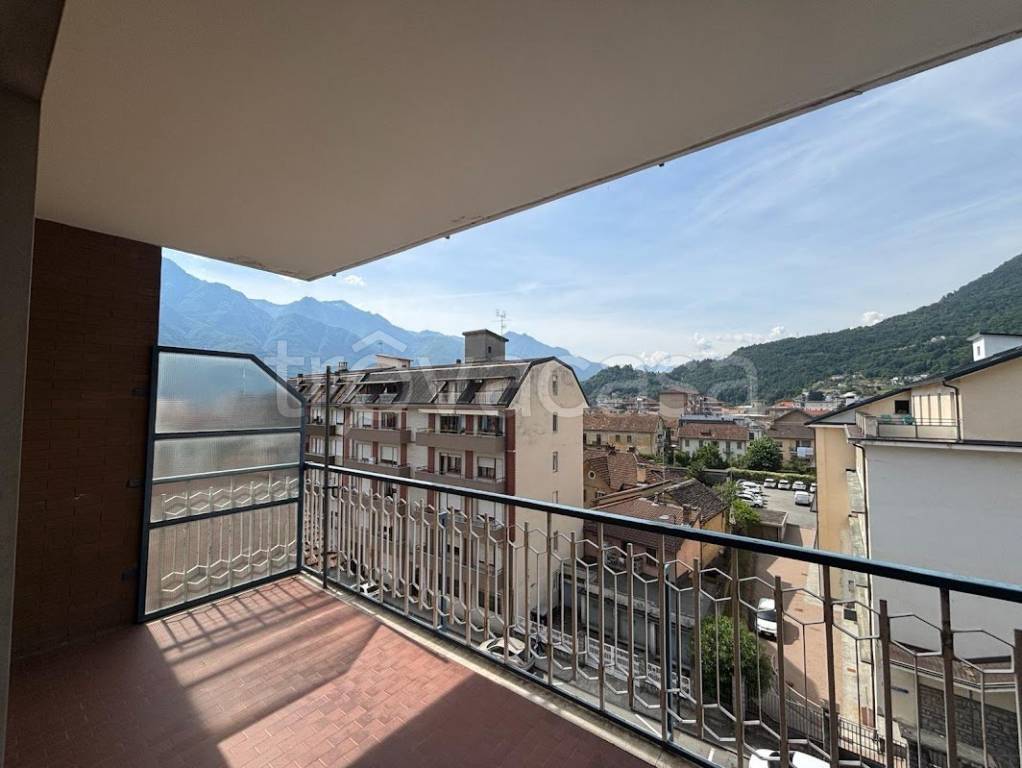 appartamento in vendita a Domodossola in zona Calvario