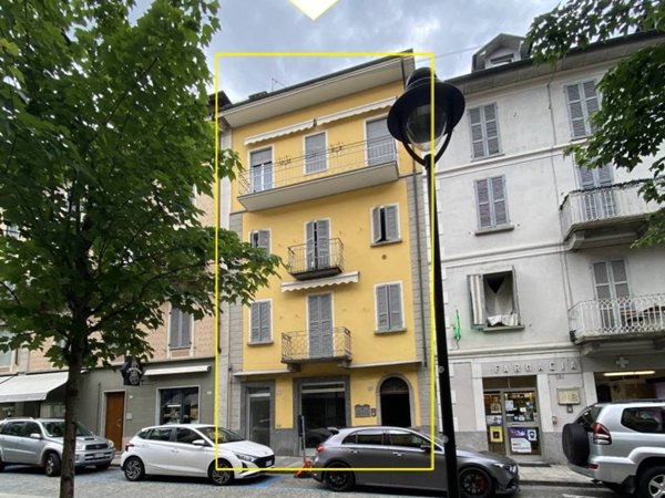 casa indipendente in vendita a Domodossola in zona Calvario