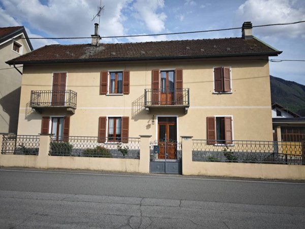casa indipendente in vendita a Domodossola in zona Nosere