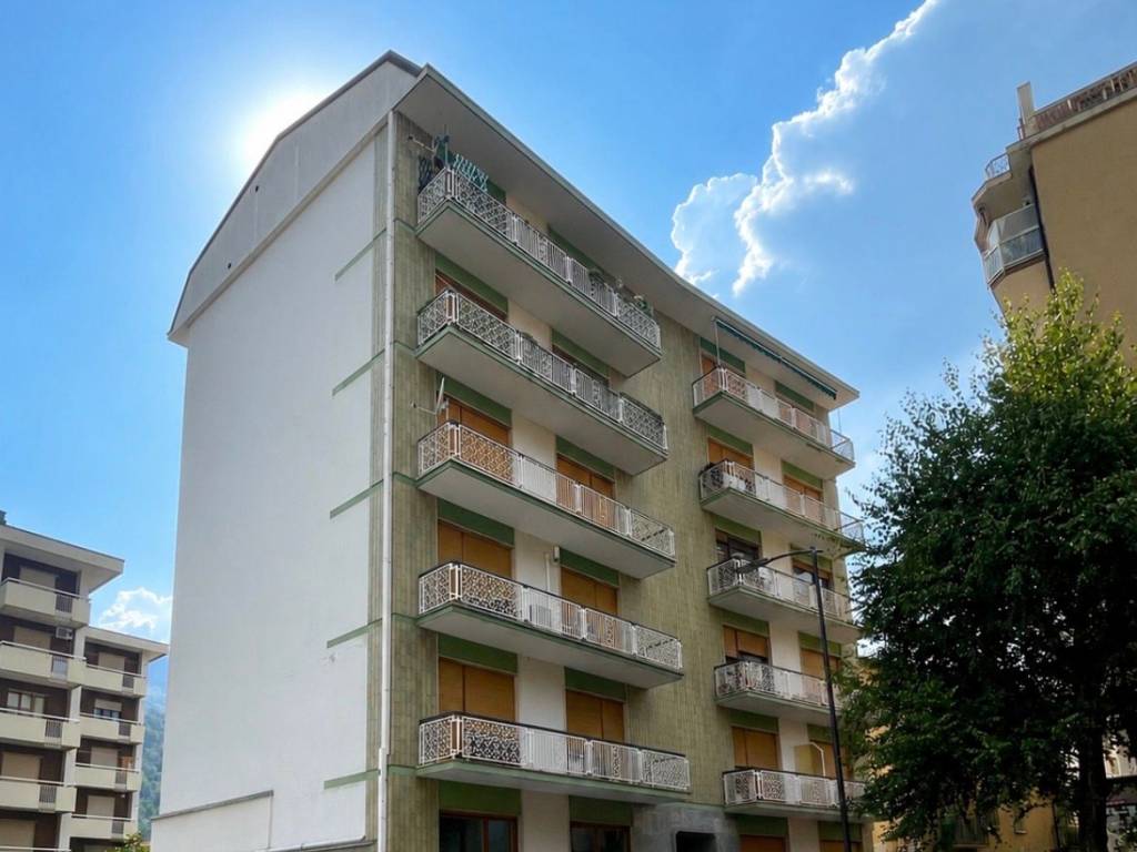 appartamento in vendita a Domodossola in zona Calvario