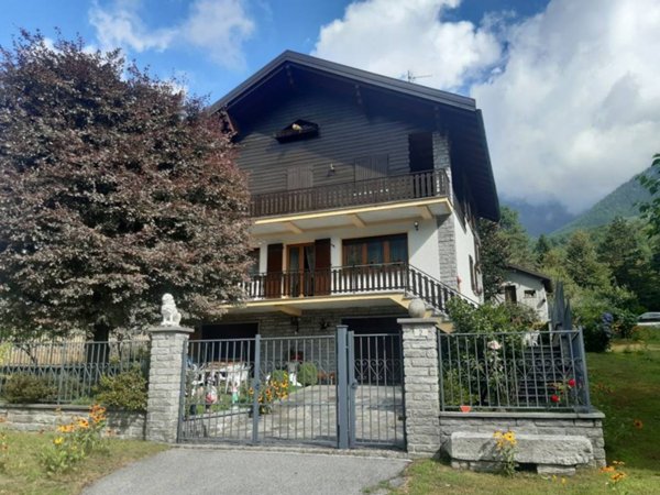 casa indipendente in vendita a Druogno