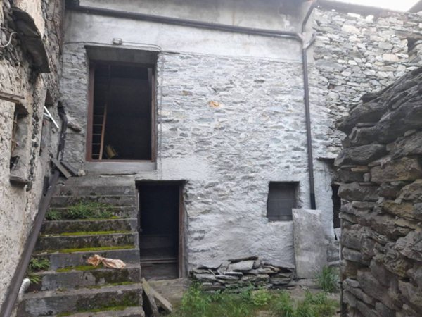 casa indipendente in vendita a Druogno in zona Coimo