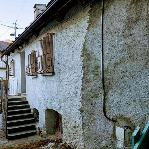 appartamento in vendita a Druogno