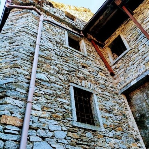 appartamento in vendita a Druogno