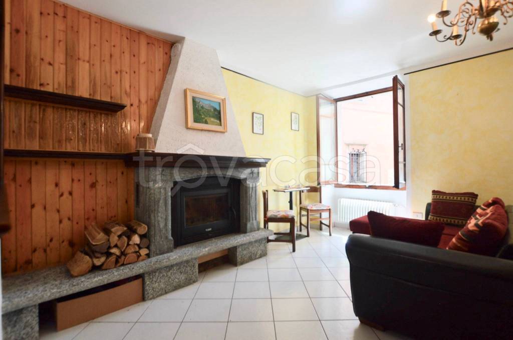 casa indipendente in vendita a Druogno