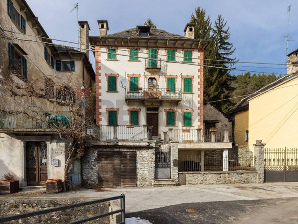 casa indipendente in vendita a Druogno