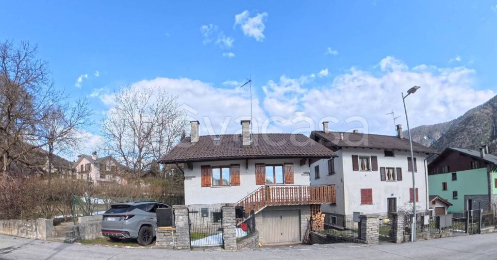 casa indipendente in vendita a Druogno