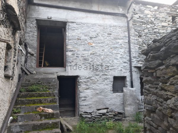 appartamento in vendita a Druogno