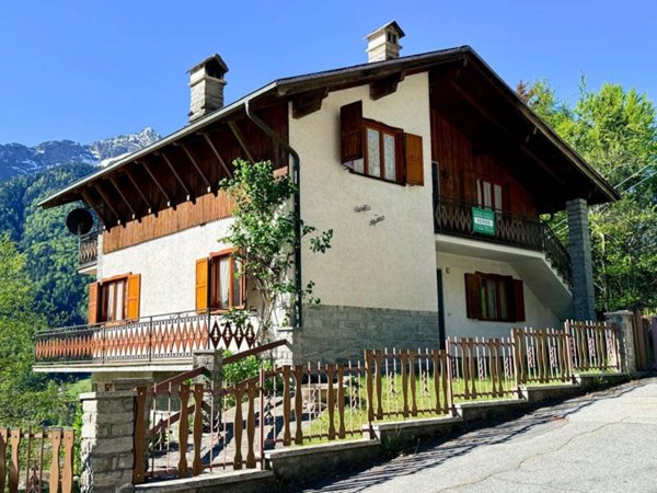 casa indipendente in vendita a Druogno