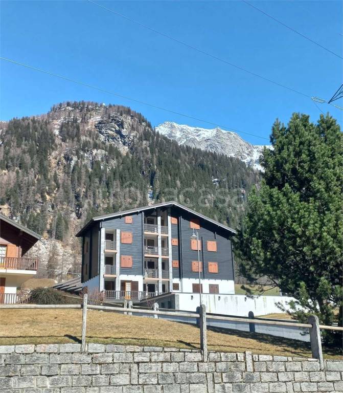 appartamento in vendita a Formazza in zona San Michele