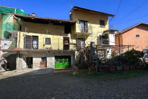 casa semindipendente in vendita a Formazza in zona San Michele