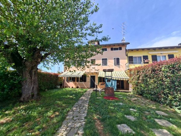 casa indipendente in vendita a Formazza in zona San Michele