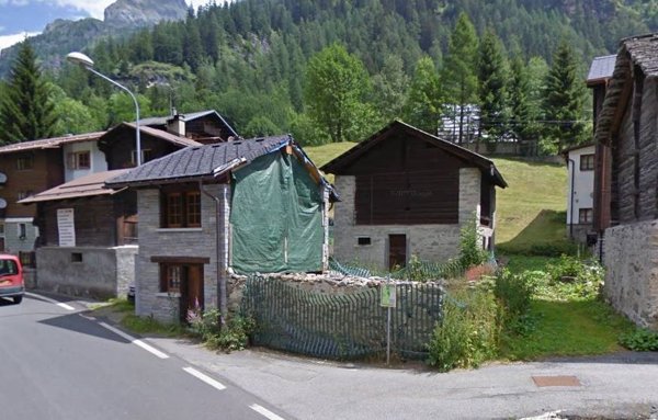 casa indipendente in vendita a Formazza in zona Ponte