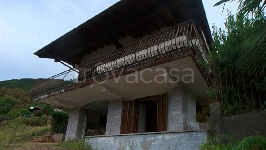 casa indipendente in vendita a Germagno