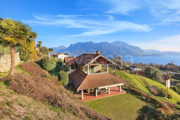 casa indipendente in vendita a Ghiffa
