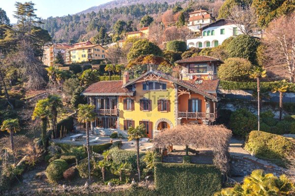 casa indipendente in vendita a Ghiffa