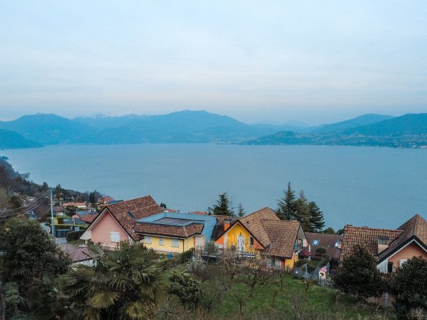 casa indipendente in vendita a Ghiffa