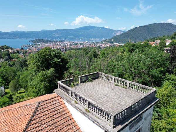 casa indipendente in vendita a Ghiffa