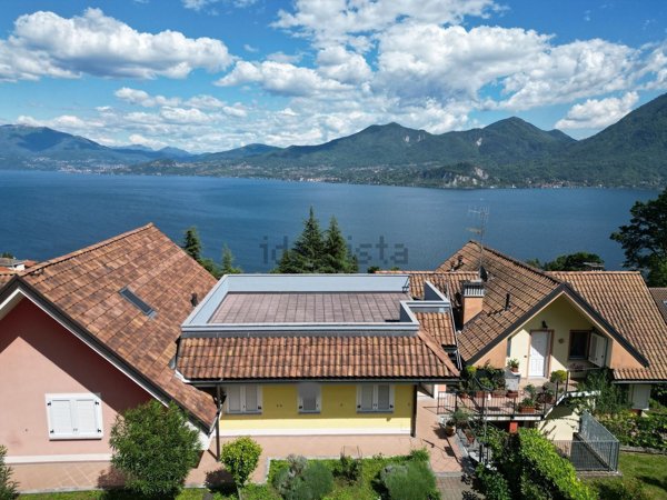casa indipendente in vendita a Ghiffa