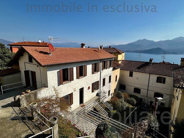 casa indipendente in vendita a Ghiffa