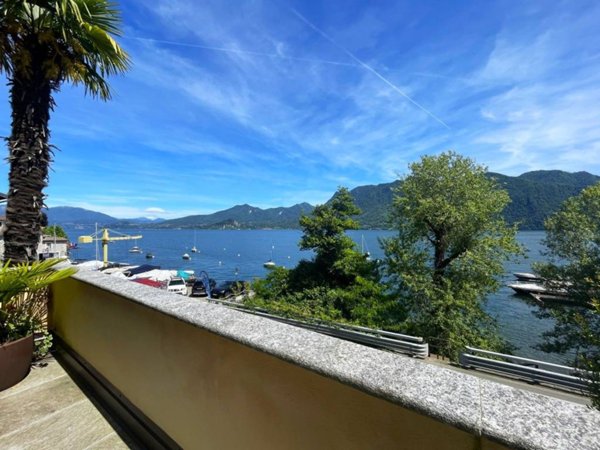 casa indipendente in vendita a Ghiffa