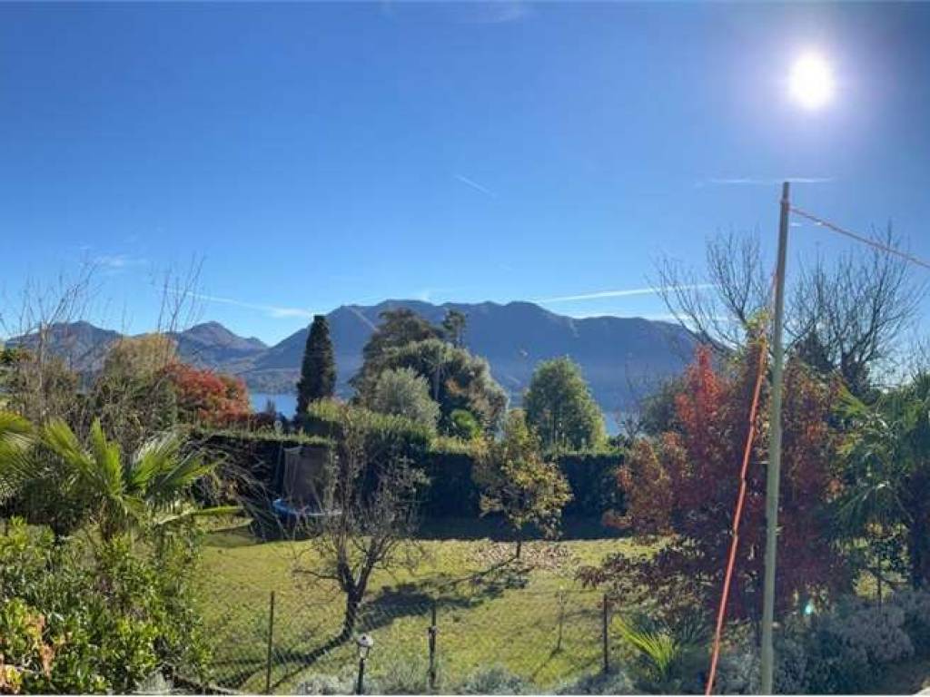 appartamento in vendita a Ghiffa in zona Ronco