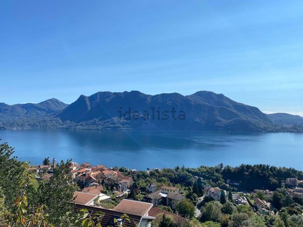 casa indipendente in vendita a Ghiffa