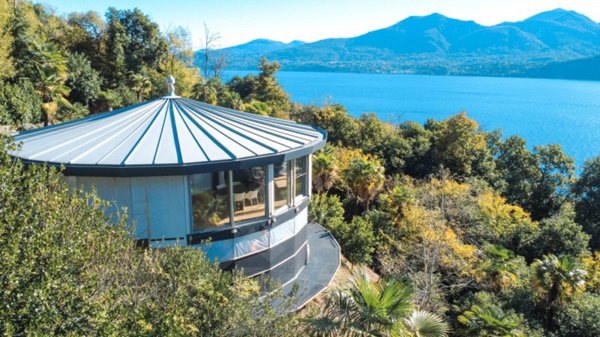 casa indipendente in vendita a Ghiffa in zona Deccio