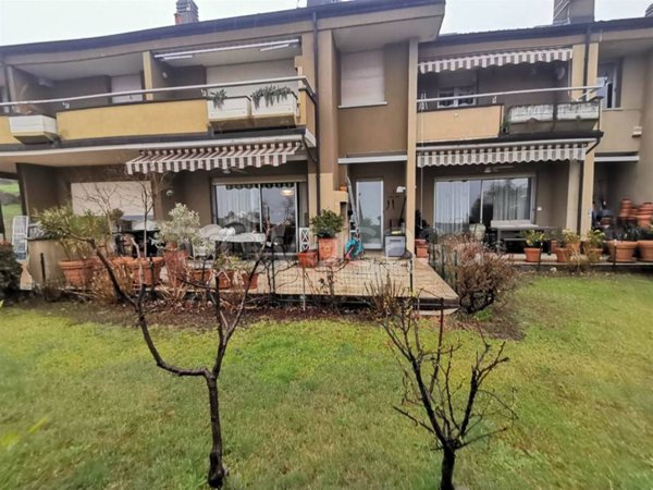 casa indipendente in vendita a Ghiffa in zona Susello