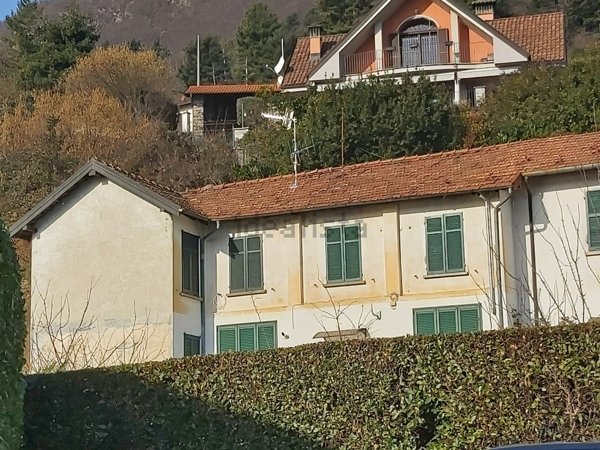 appartamento in vendita a Ghiffa in zona Ronco