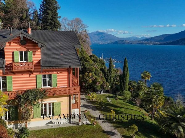 casa indipendente in vendita a Ghiffa