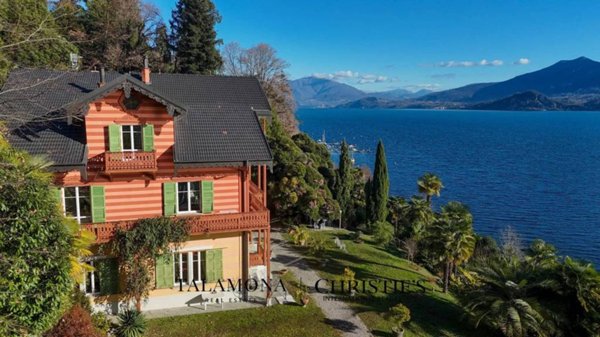 casa indipendente in vendita a Ghiffa