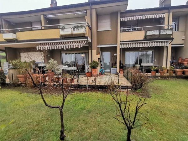 casa indipendente in vendita a Ghiffa in zona Susello