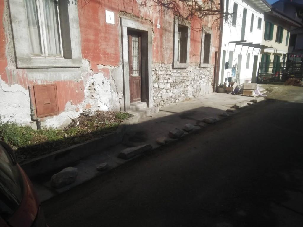 casa indipendente in vendita a Ghiffa in zona Susello