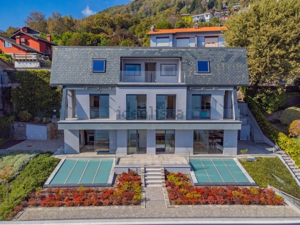 casa indipendente in vendita a Ghiffa