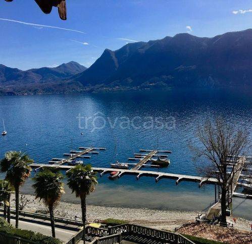 appartamento in vendita a Ghiffa in zona Susello