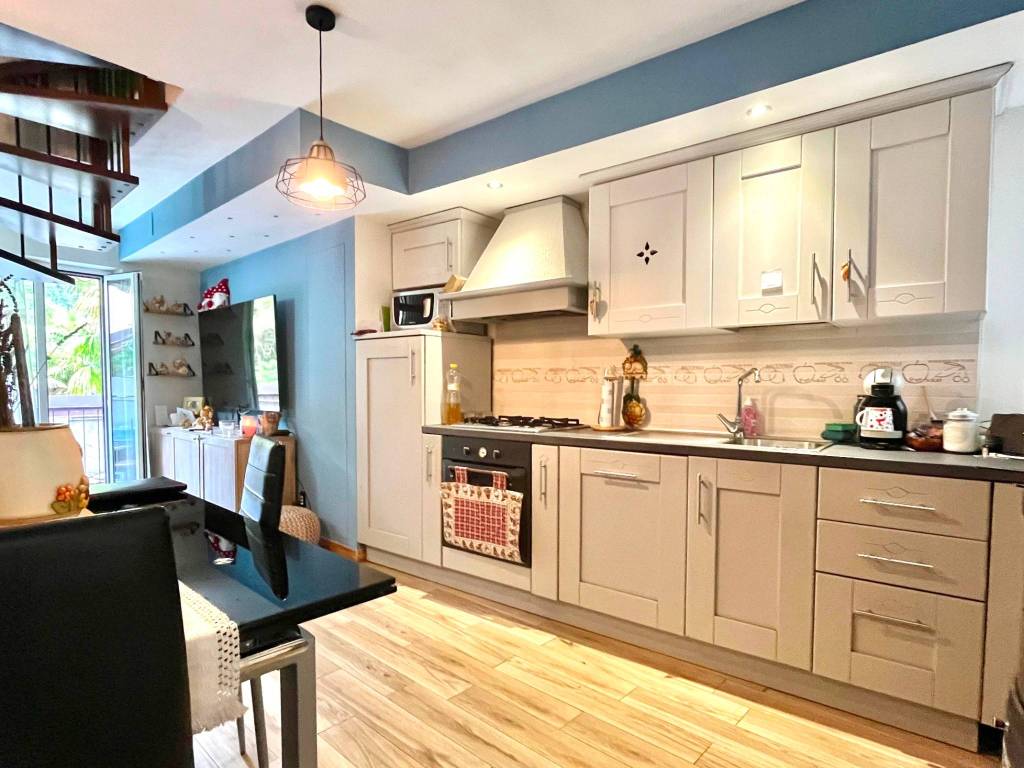 casa indipendente in vendita a Ghiffa in zona Susello