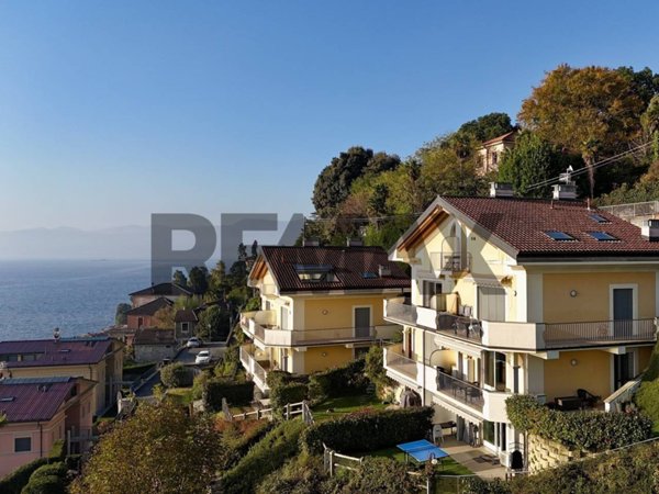 appartamento in vendita a Ghiffa in zona Ronco