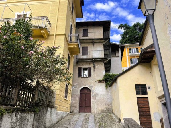 casa indipendente in vendita a Ghiffa in zona Ronco