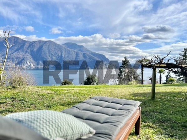 appartamento in vendita a Ghiffa in zona San Maurizio