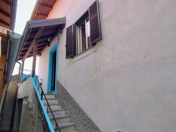 casa indipendente in vendita a Ghiffa in zona Ronco